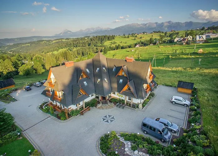 Hotel REDYK Ski&Relax - narty i widok na góry na wyciągnięcie ręki